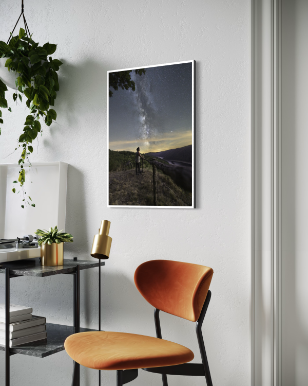 Tirage photo d'art d'une voie lactée au rocher de la chabanne à Arches « Halte au rocher » imprimé sur papier baryté.